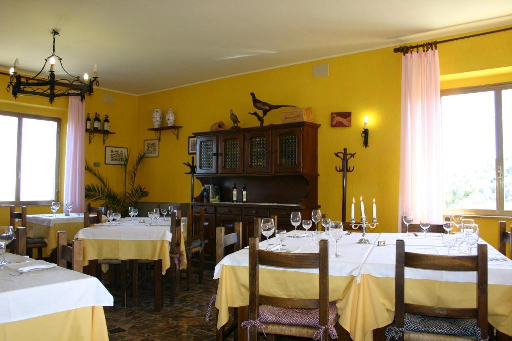Terre D'Orcia Hotel Seggiano ภายนอก รูปภาพ